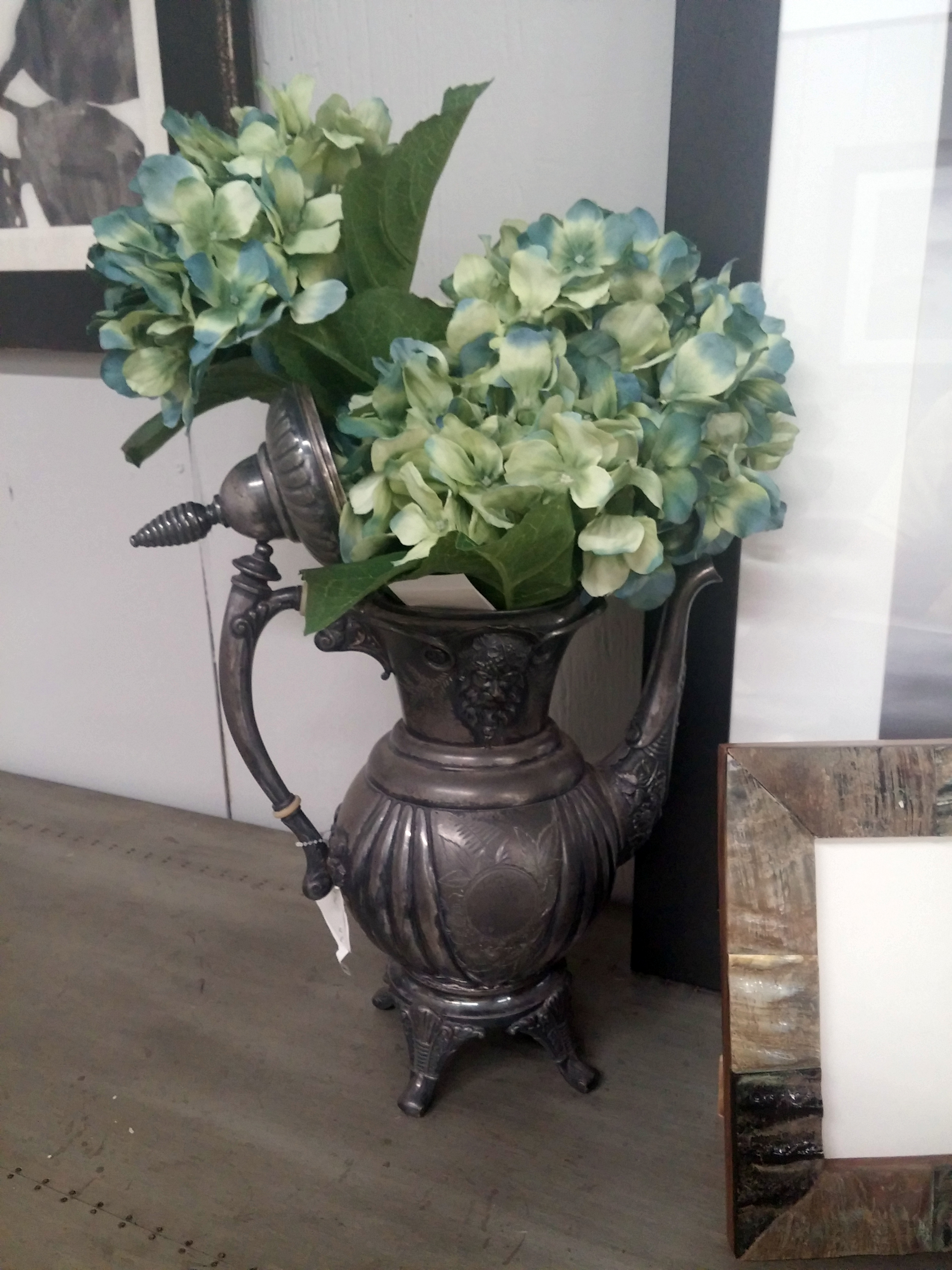 Add Uniqueness To Your Decor By Re-purposing Vintage Items!